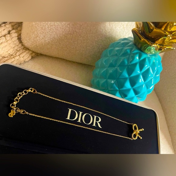 🎀Authentic DIOR vintage bow necklace - Picture 3 of 7